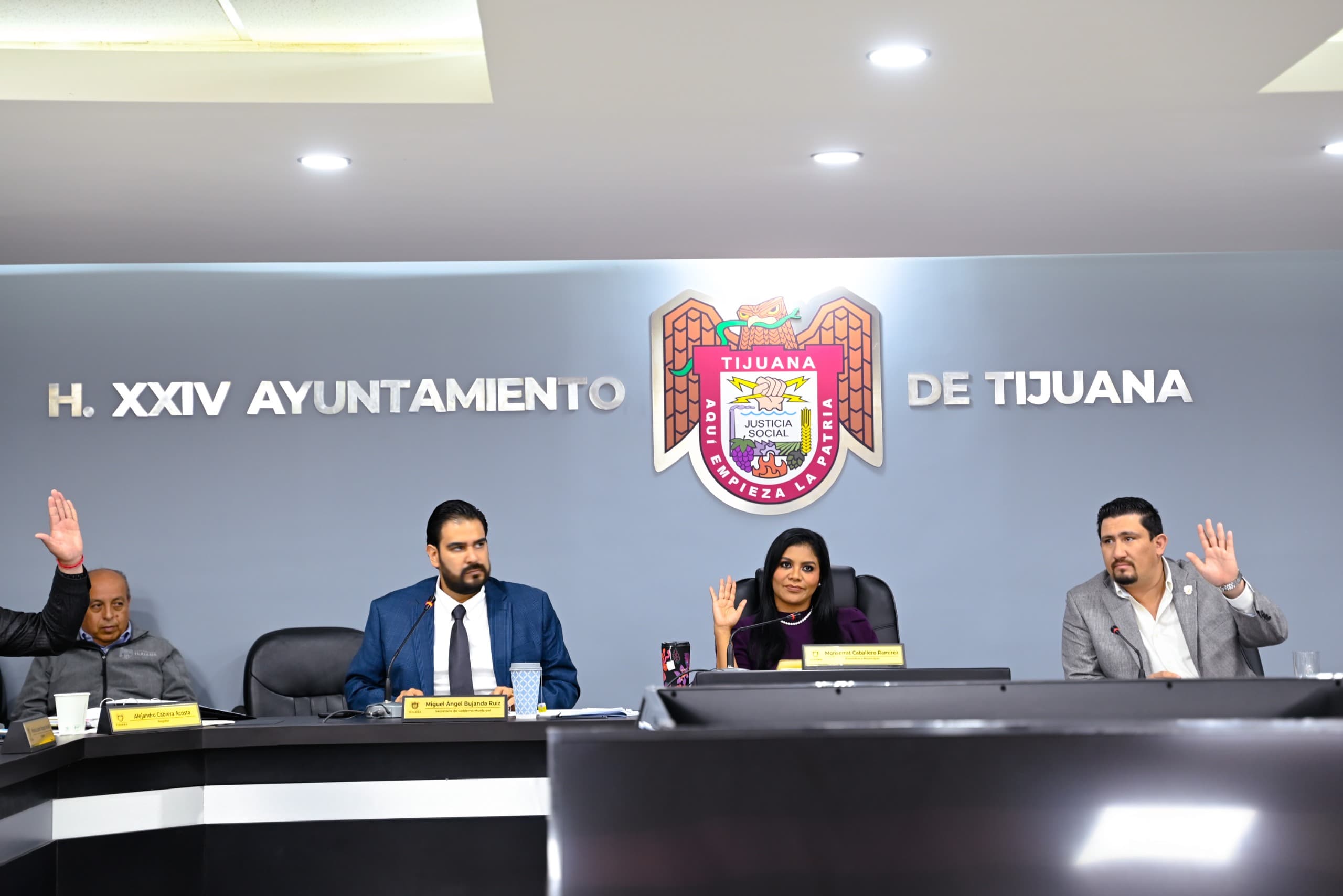 Ayuntamiento de Tijuana integrará a estudiantes transfronterizos en programa de pases de cruce ágil