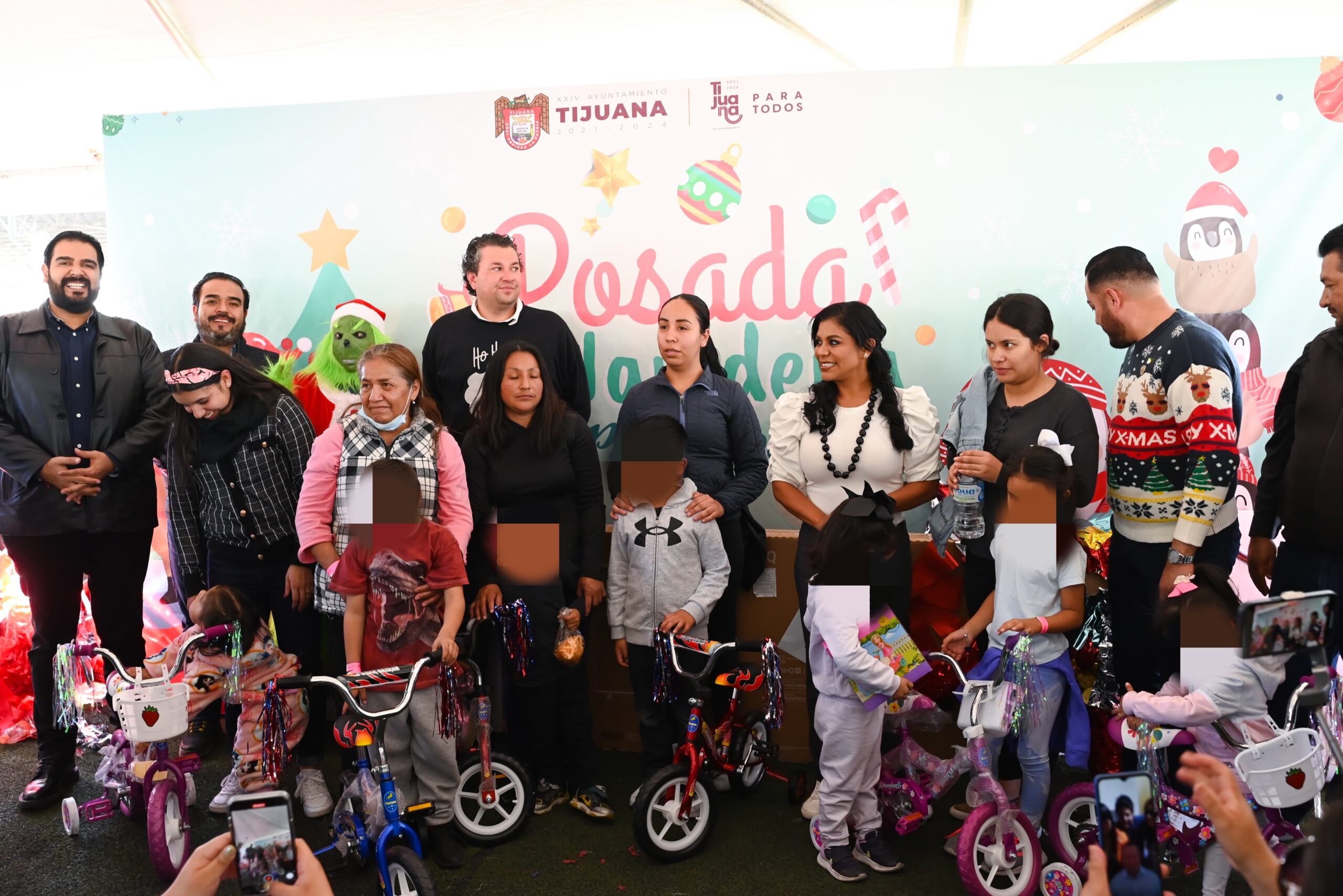 Alcaldesa Montserrat Caballero celebró “Posada navideña para todos” con más de 5 mil tijuanenses