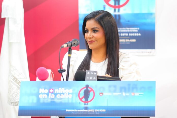 Montserrat Caballero -