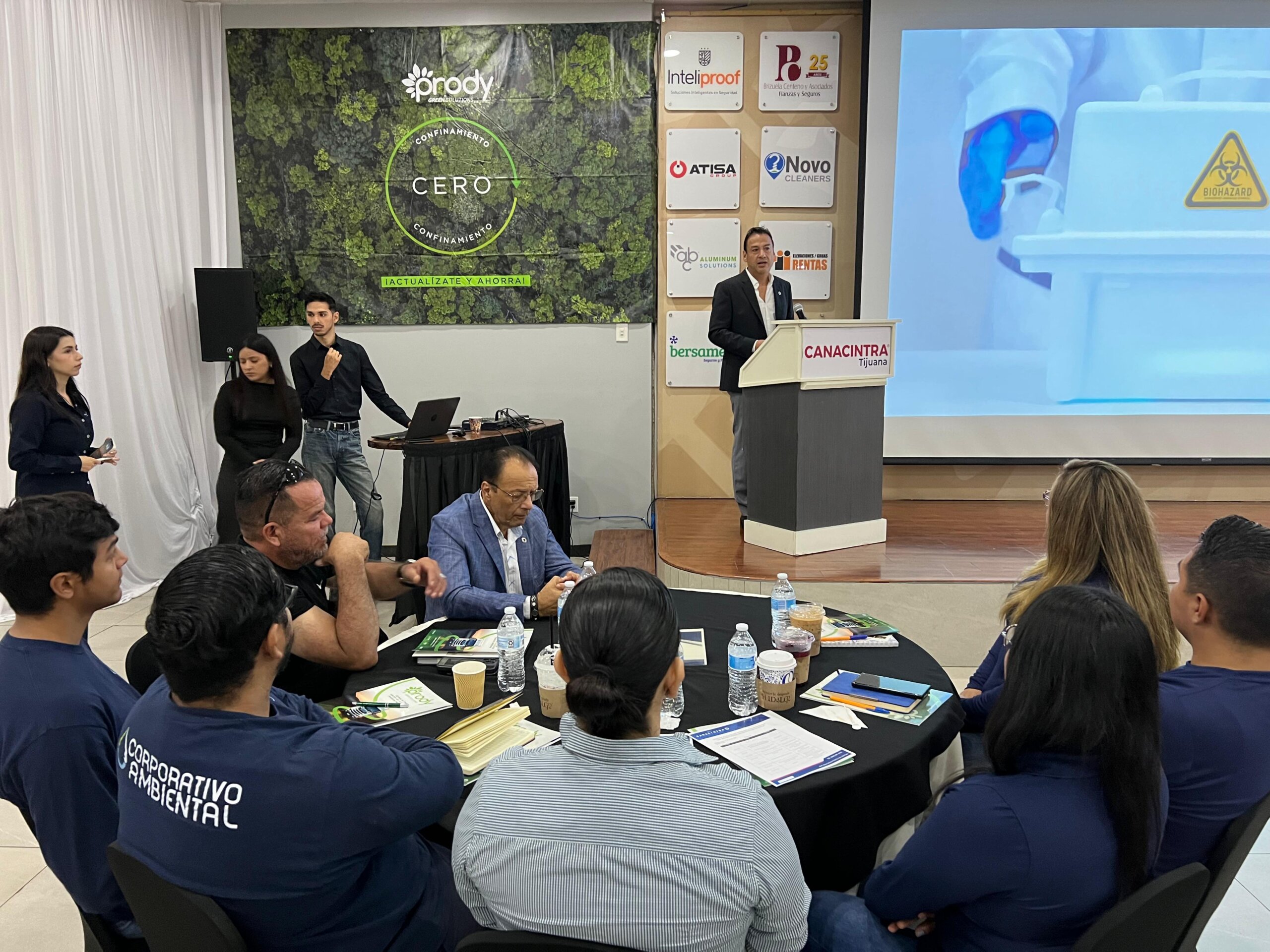 El organismo empresarial organizó un taller con PROFEPA sobre emergencias químicas para las industrias de la ciudad.
